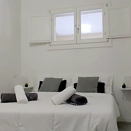 Modern Loft Near The Airport